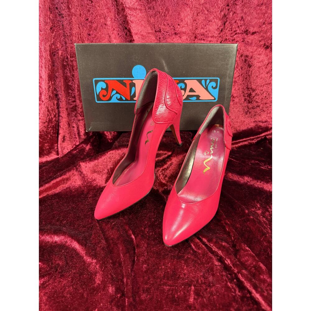 Vintage Nina Brand Hot Pink Leather Pumps Genuine Leather Spain Size 7.5 1980s